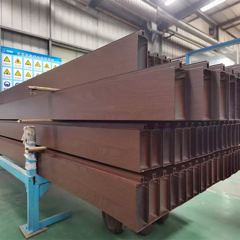 Spraying Aluminum Alloy Pipe